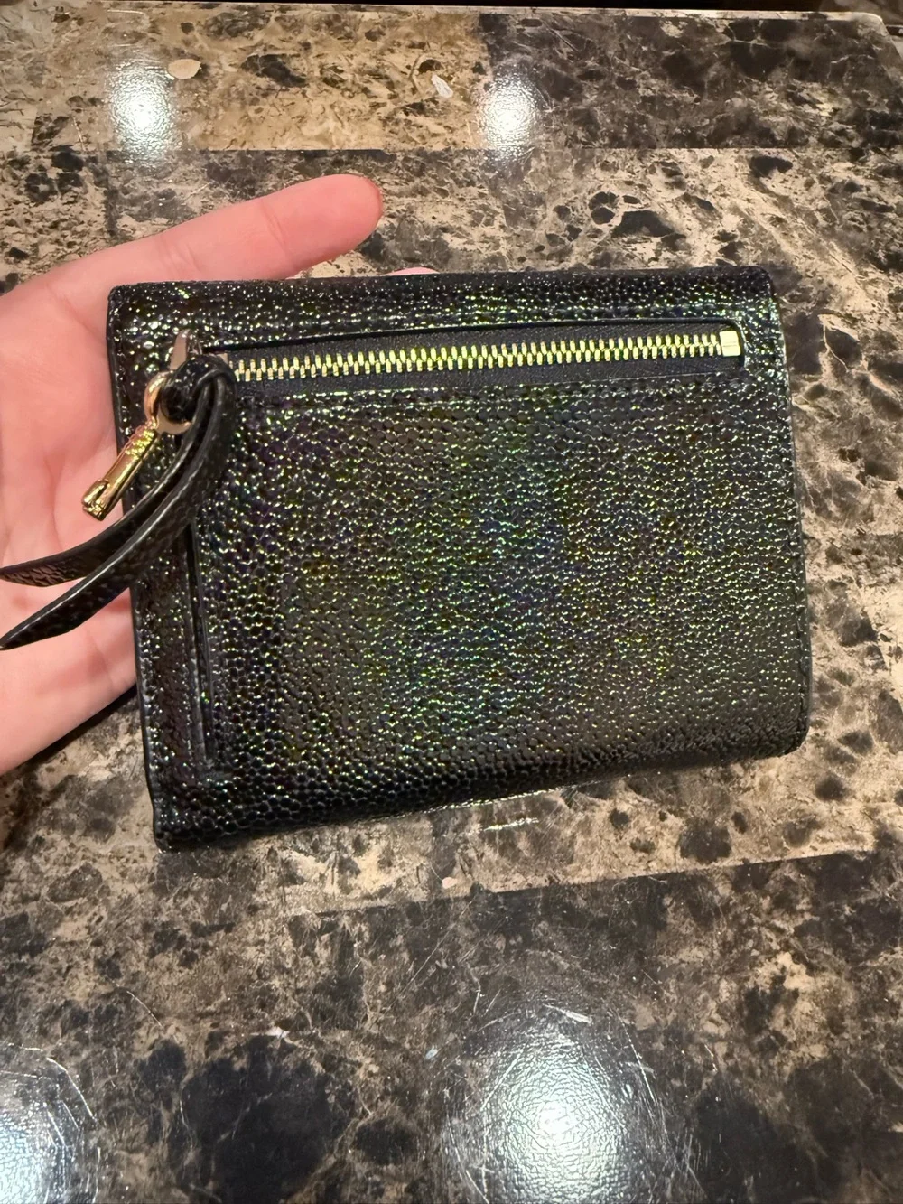 ❌SOLD❌🌟 Rare Henri Bendel Petrol Oil Slick Iridescent Trifold Wallet 🌟 - Picture 3 of 16